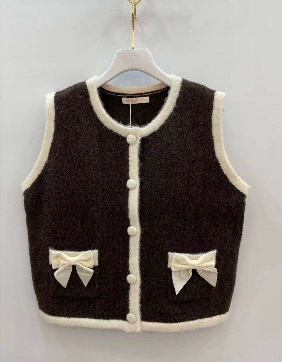 Cropped Faux leather Jacket