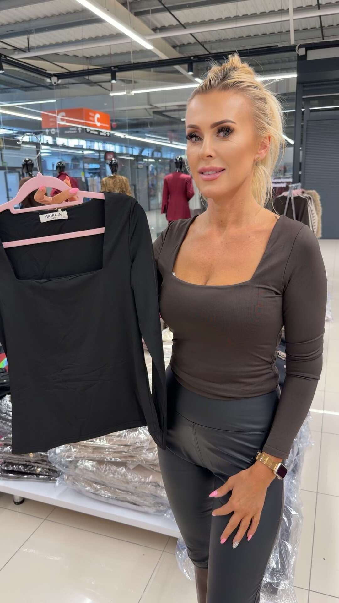 Cropped Faux leather Jacket