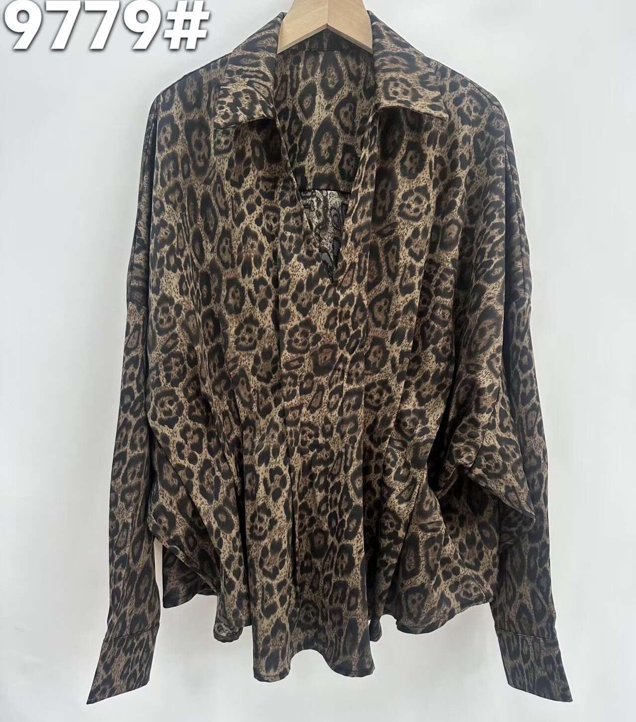 Bluzka WILDNESS - 3