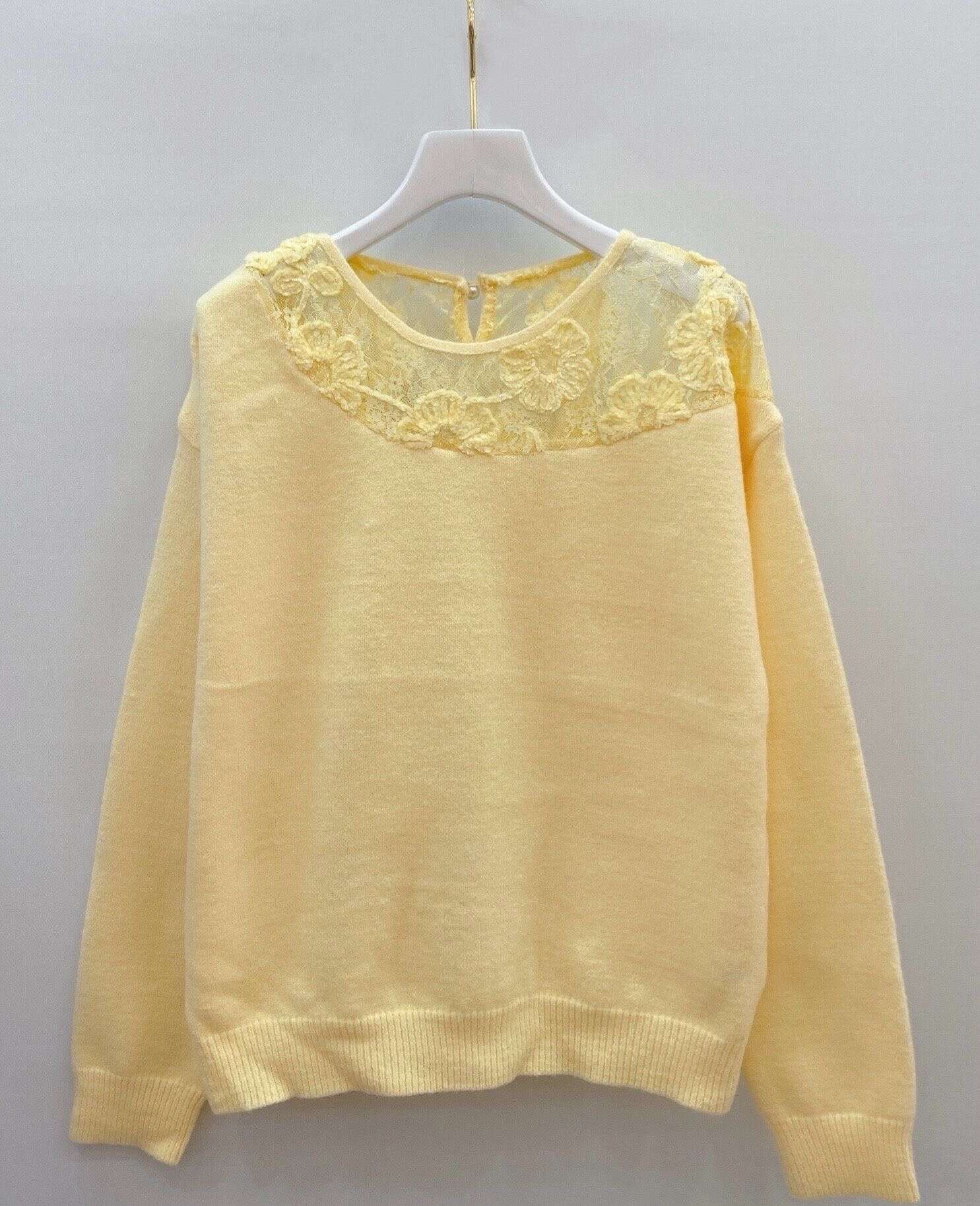 Cropped Faux leather Jacket