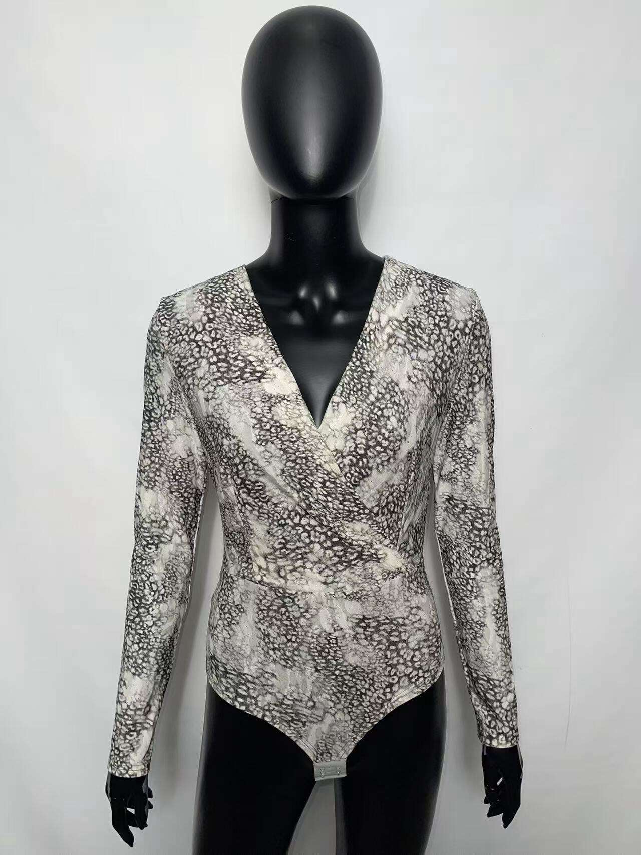 Cropped Faux leather Jacket
