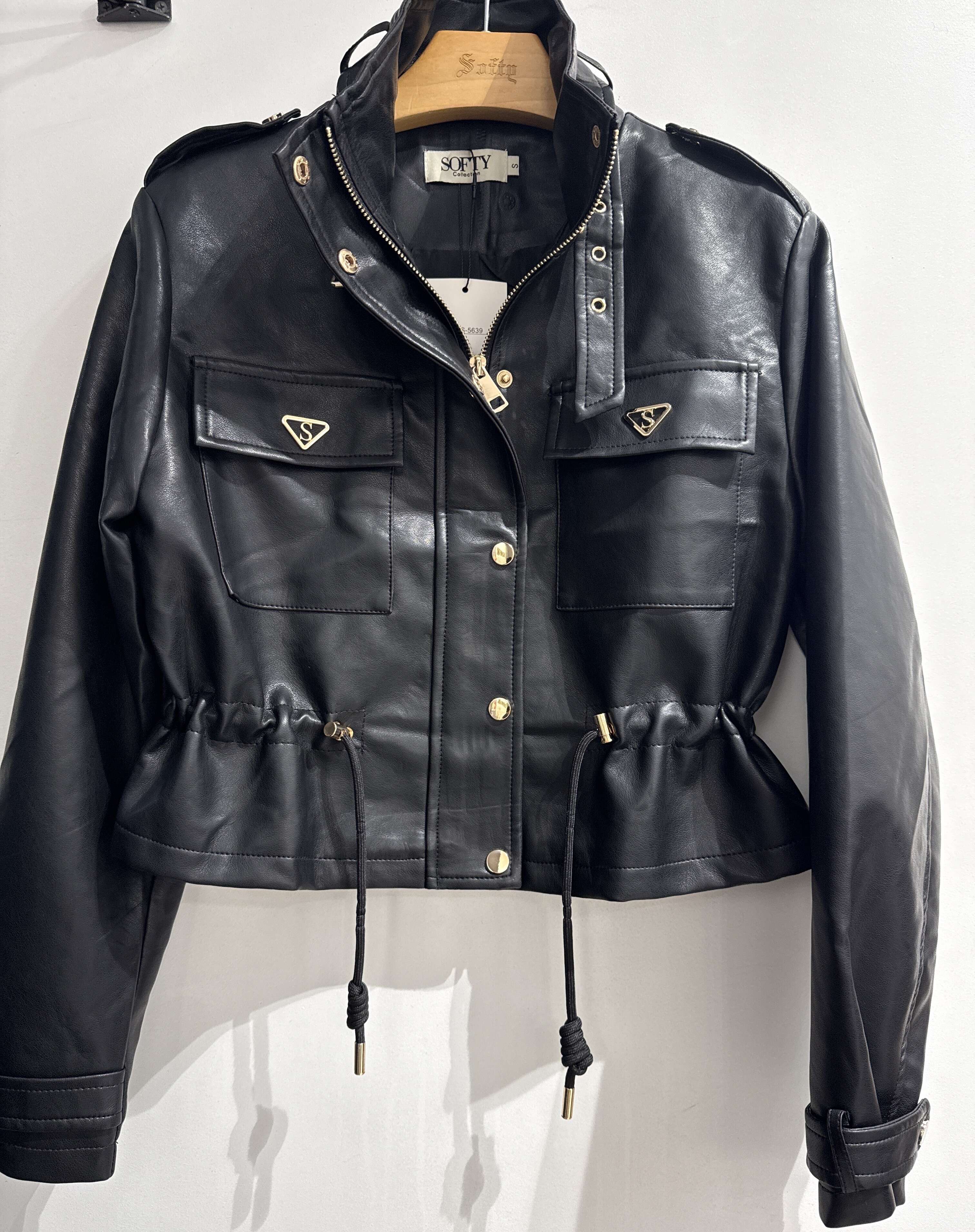 Cropped Faux leather Jacket