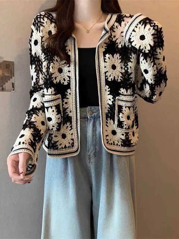 Cropped Faux leather Jacket