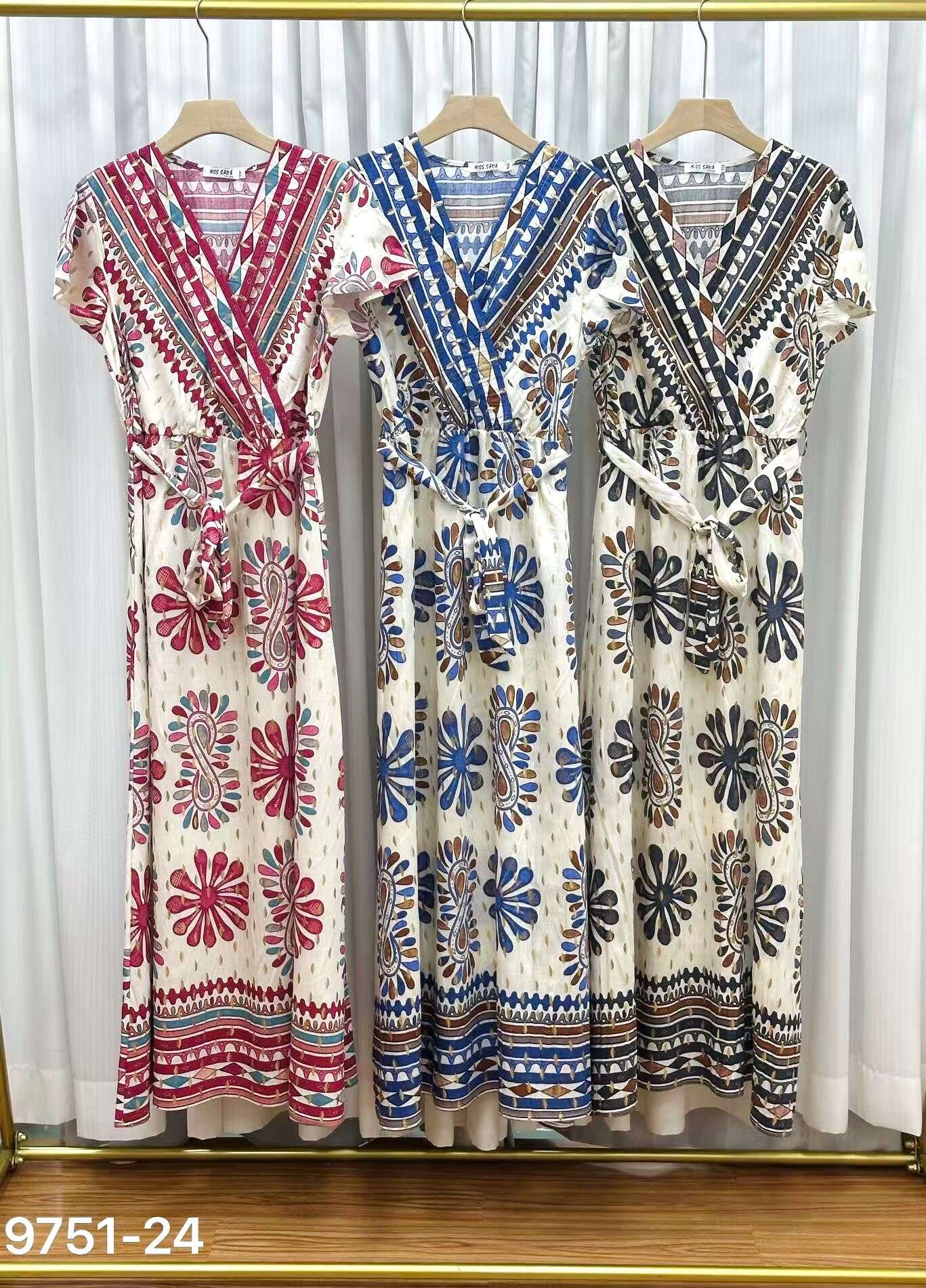 Sukienka FIESTA Miss Sara Sleeves