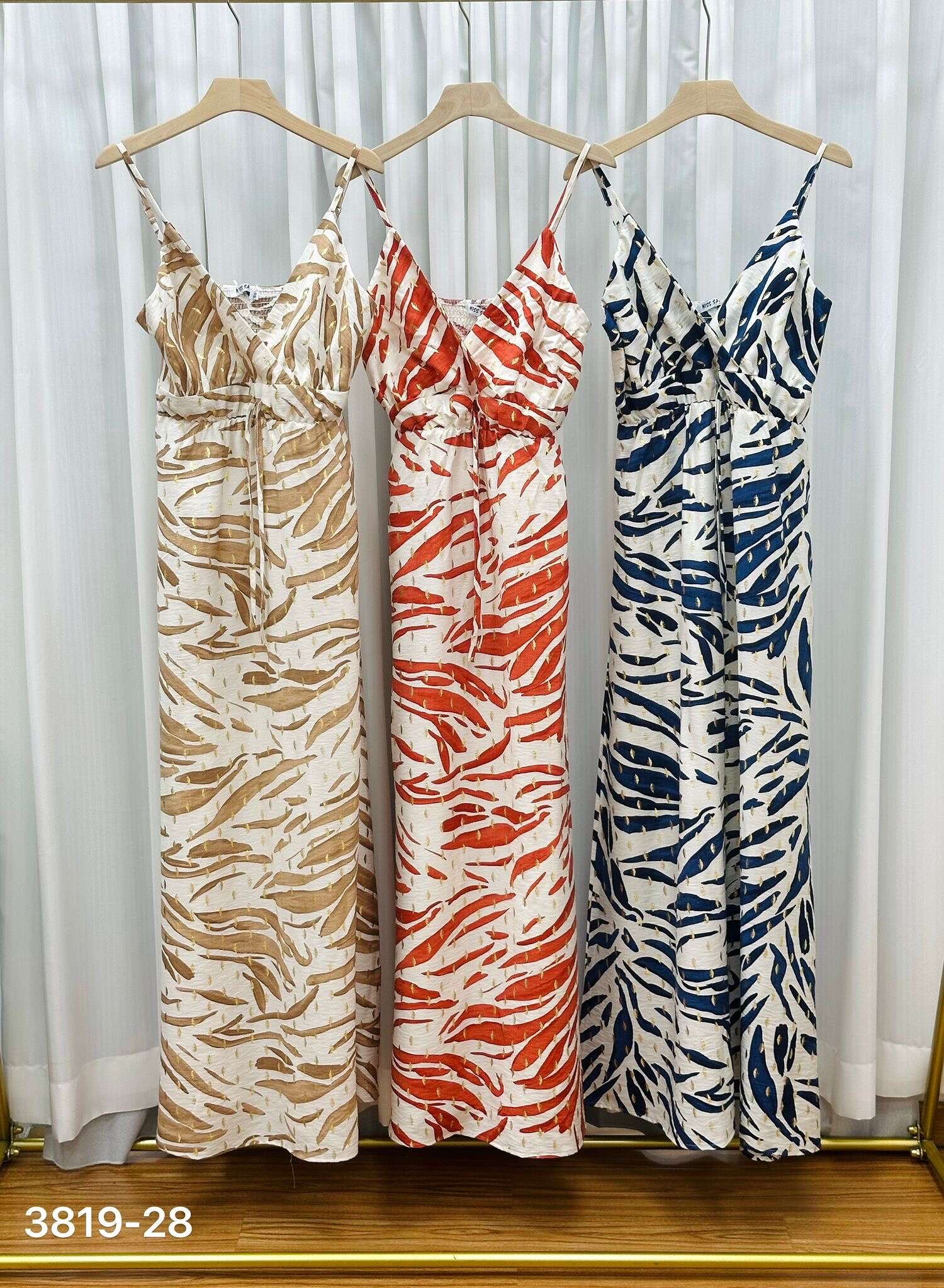 Sukienka IMPRESS Miss Sara Twine