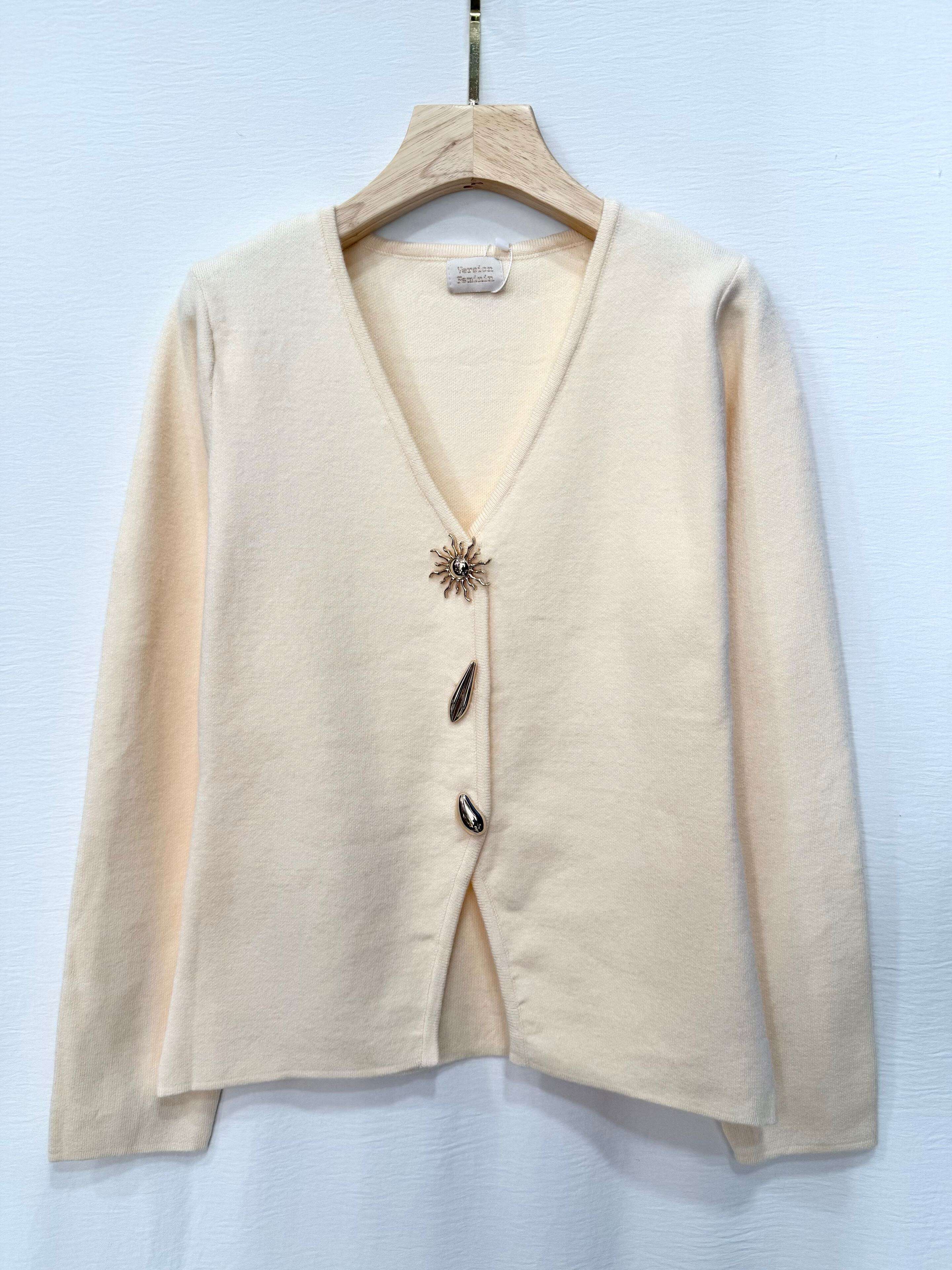 Sweter MAGICAL