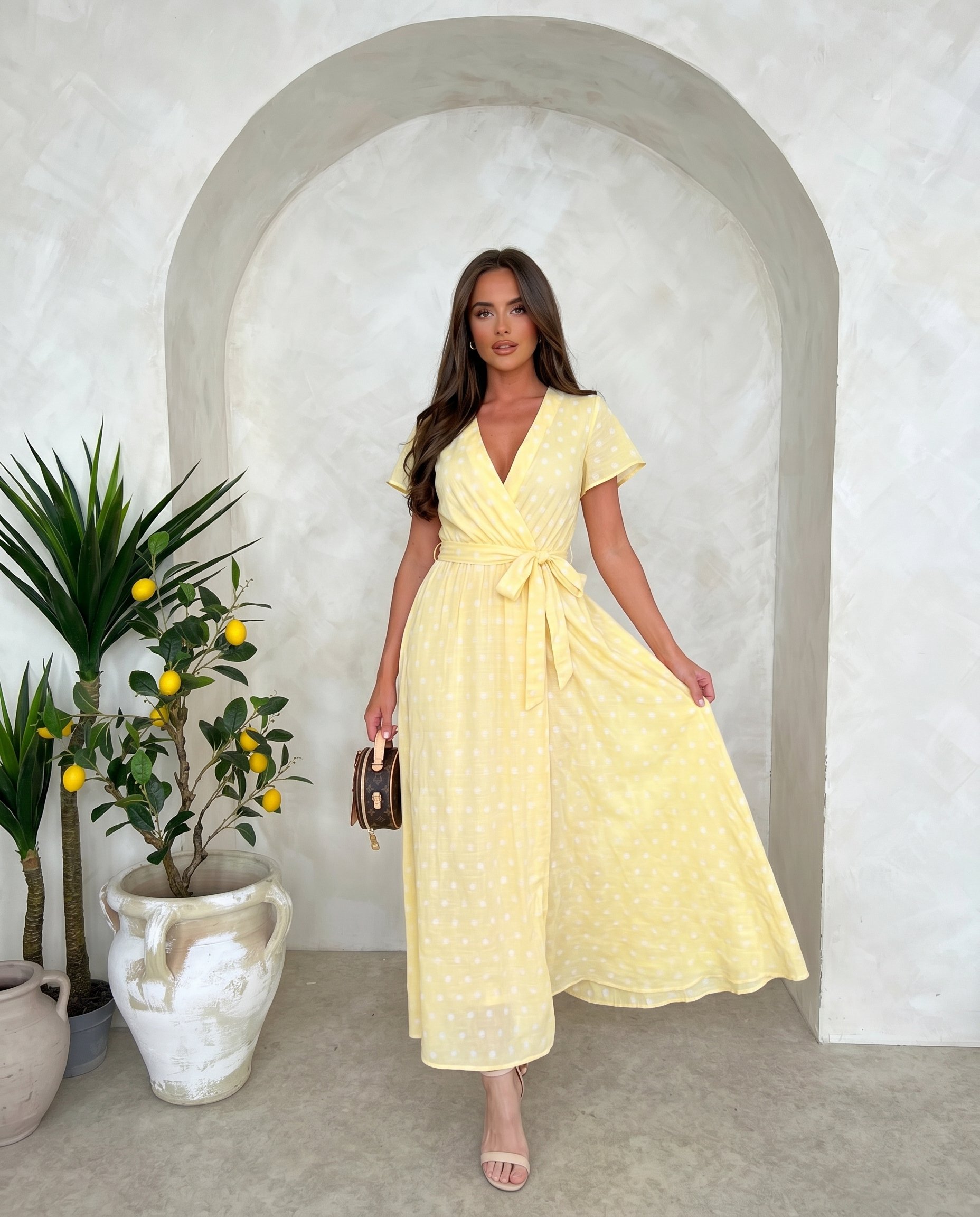 Sukienka DOTS EDITION Miss Sara Sleeves
