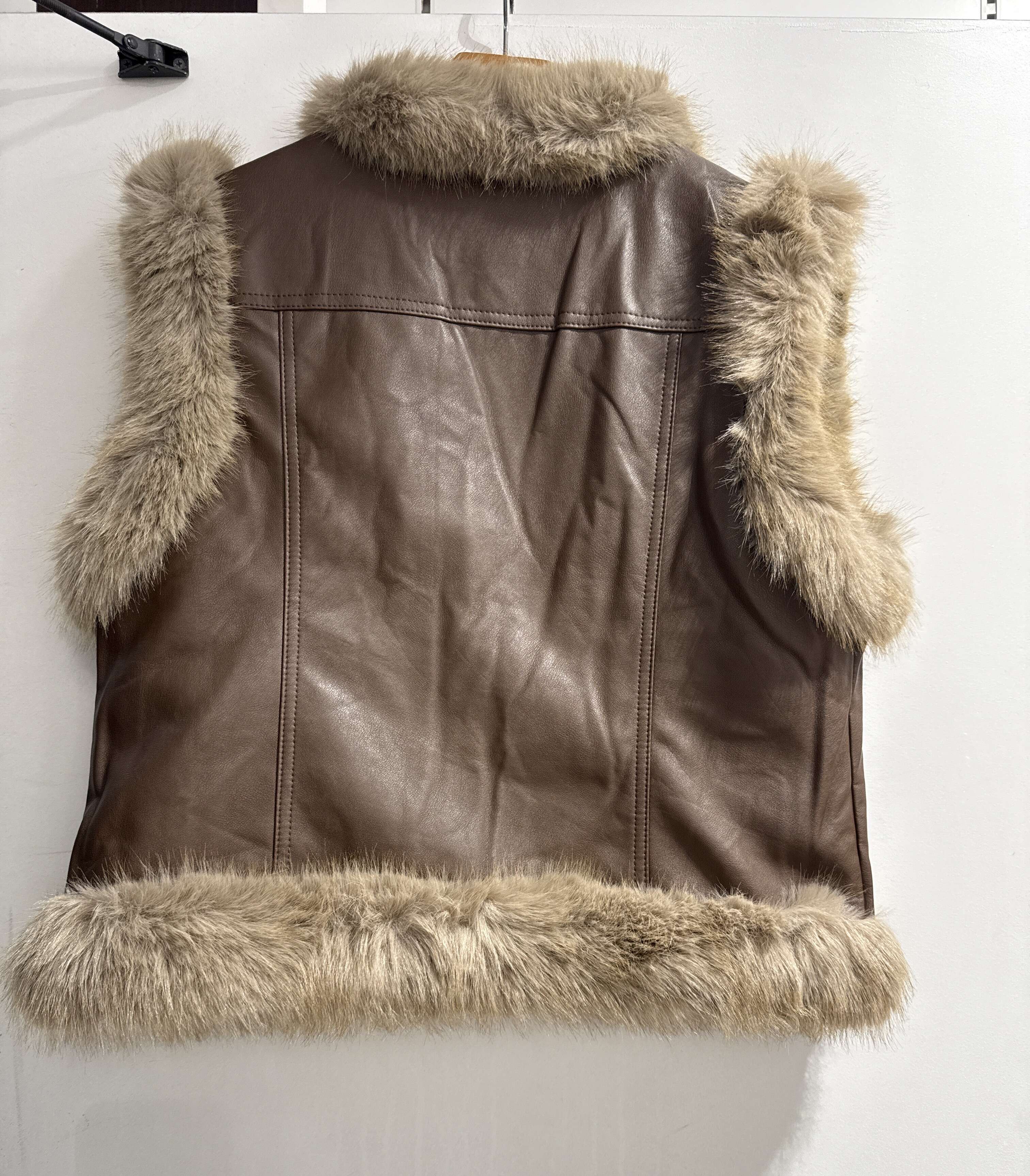 Cropped Faux leather Jacket
