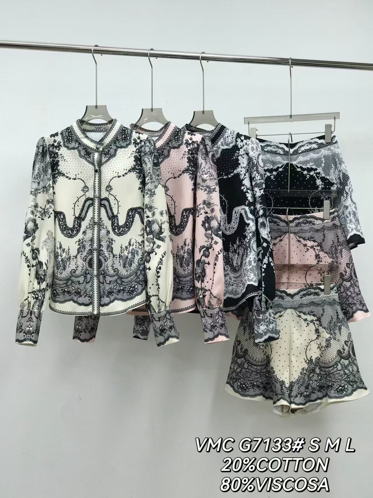 Cropped Faux leather Jacket