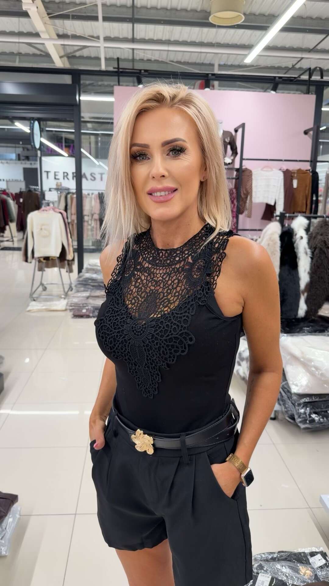 Cropped Faux leather Jacket