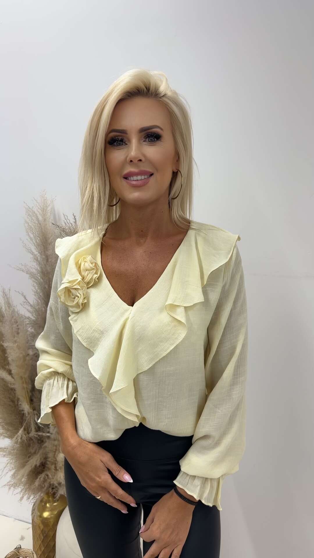 Cropped Faux leather Jacket